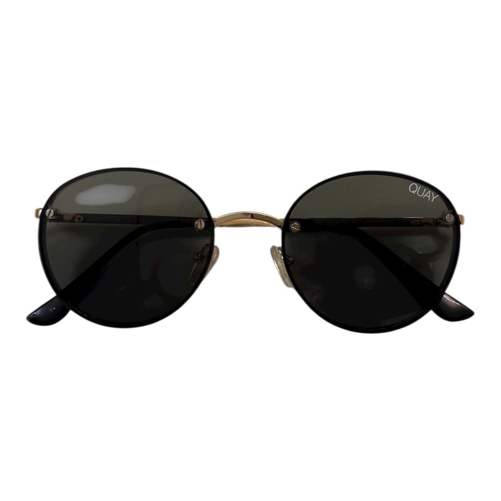 Quay Australia Round Sunglasses - Gold Frame with black Lenses - Picture 2 of 3